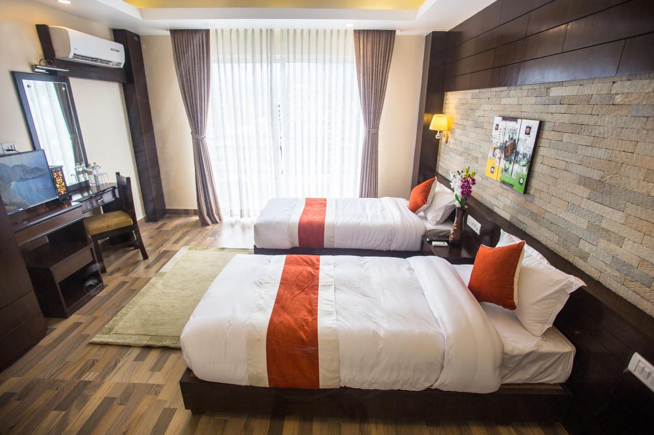 Bodhi Suites Boutique Hotel And Spa Pokhara Buitenkant foto