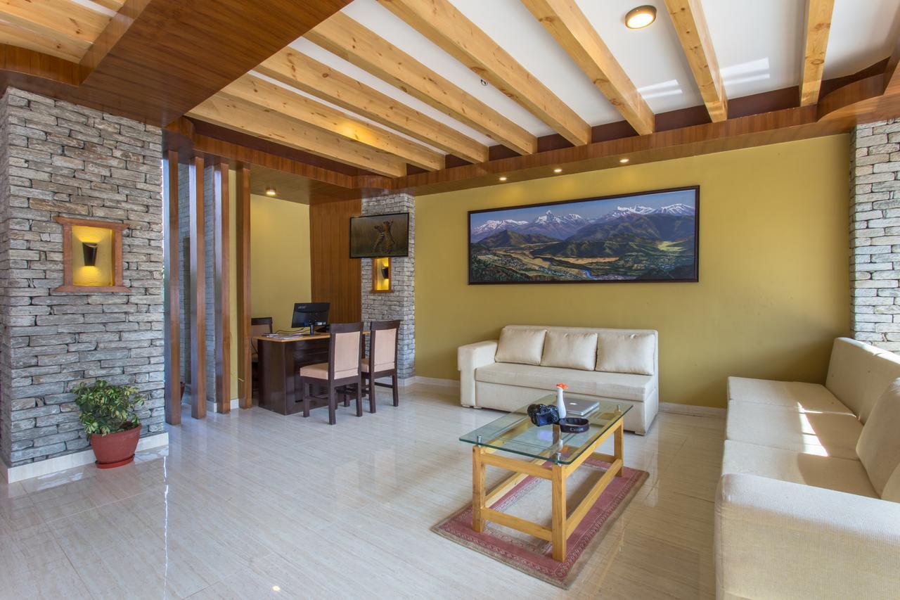 Bodhi Suites Boutique Hotel And Spa Pokhara Buitenkant foto