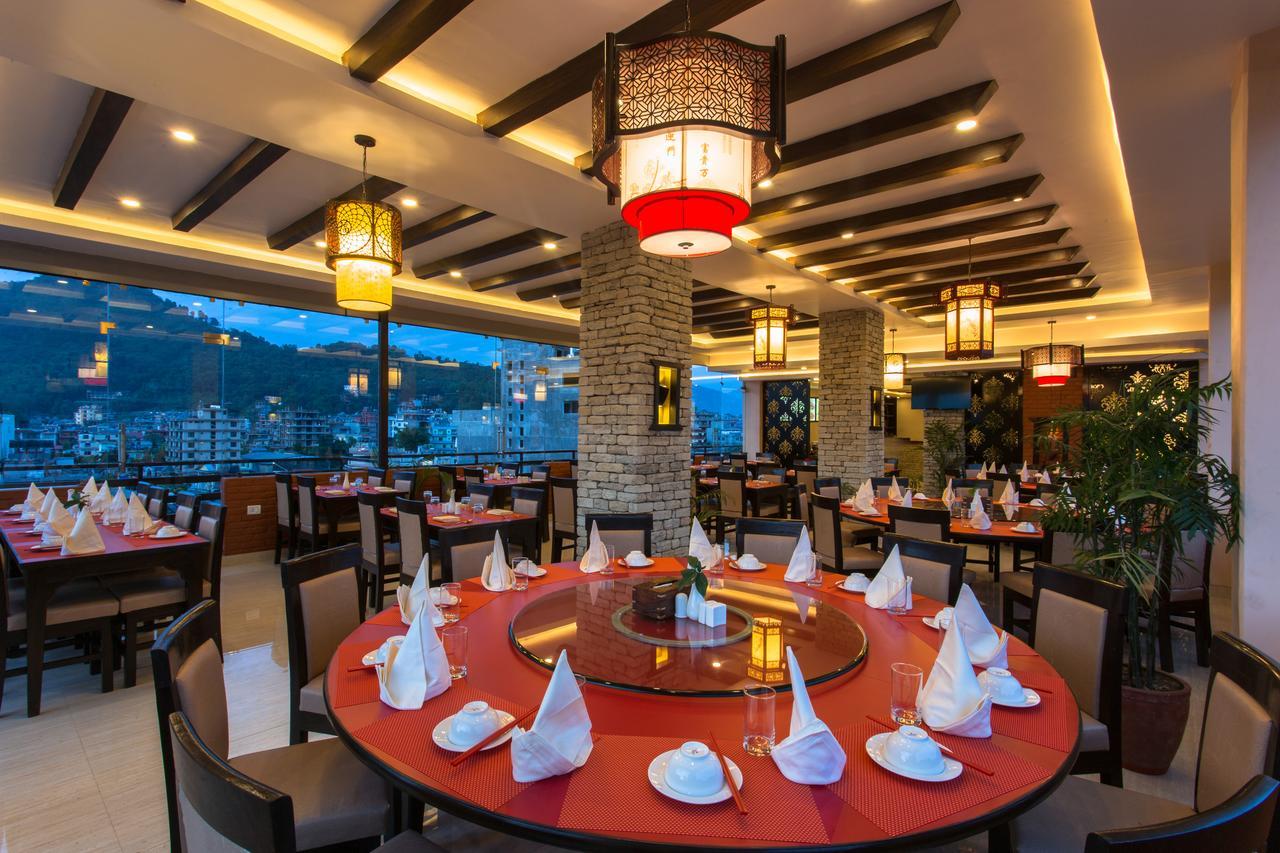 Bodhi Suites Boutique Hotel And Spa Pokhara Buitenkant foto