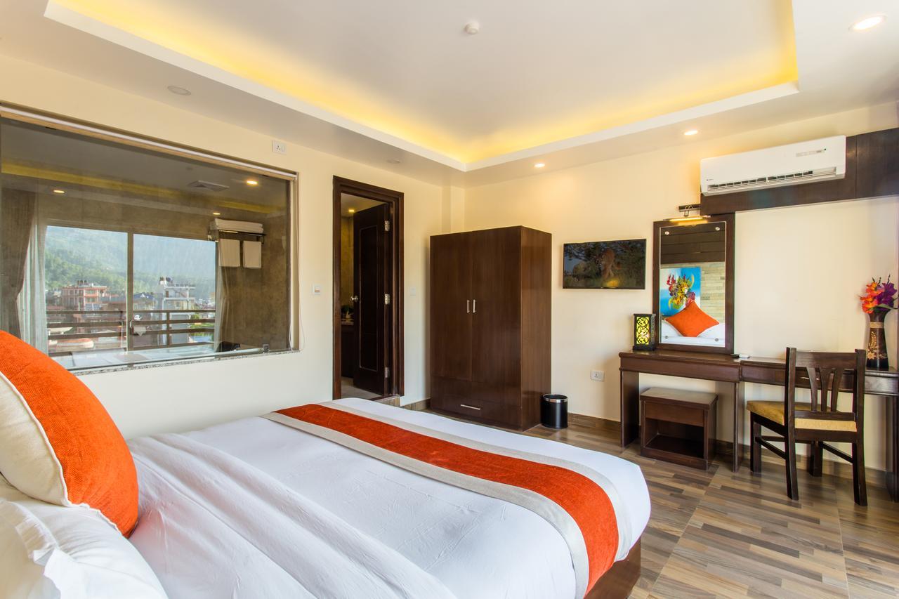 Bodhi Suites Boutique Hotel And Spa Pokhara Buitenkant foto