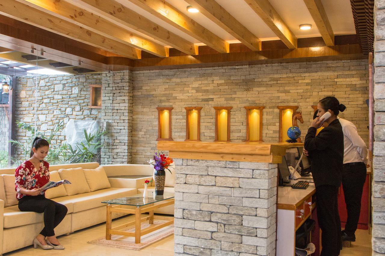 Bodhi Suites Boutique Hotel And Spa Pokhara Buitenkant foto
