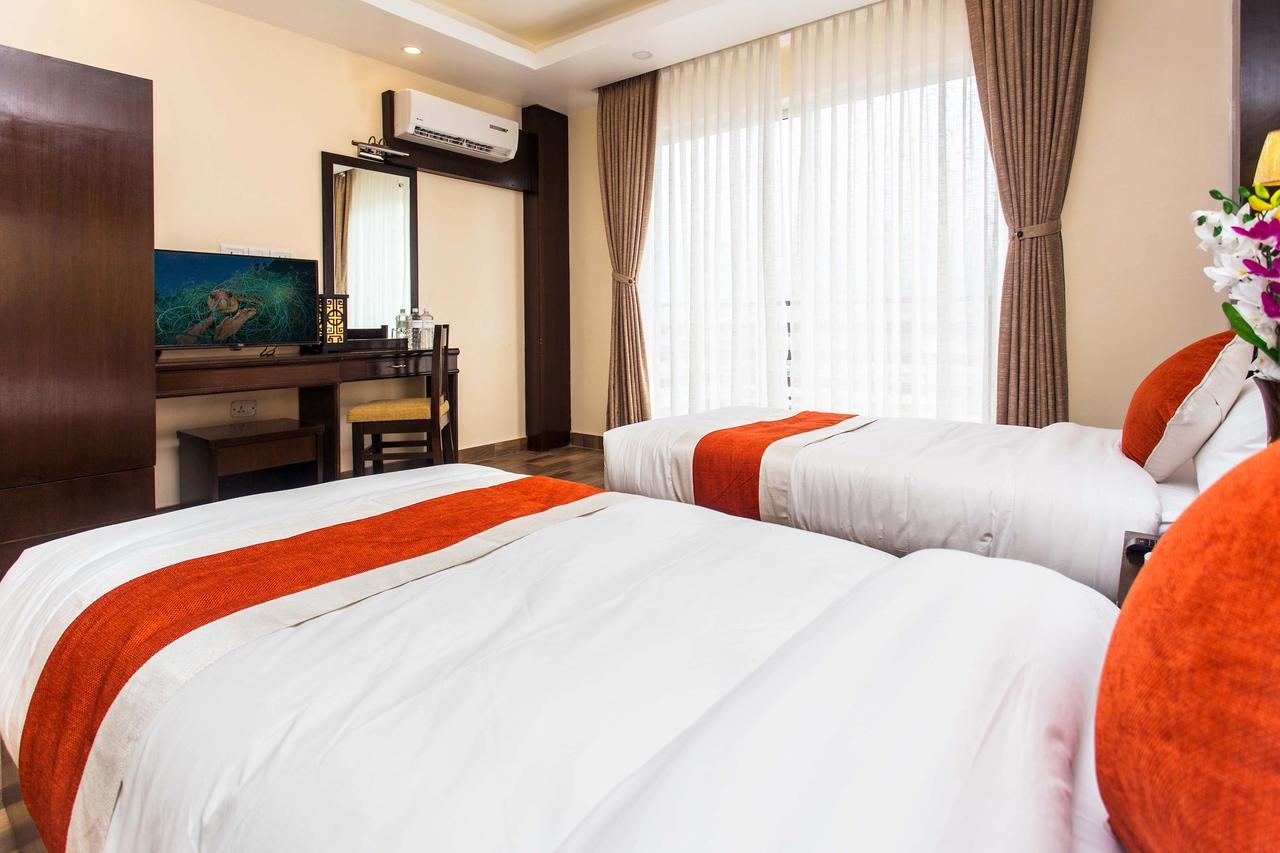 Bodhi Suites Boutique Hotel And Spa Pokhara Buitenkant foto