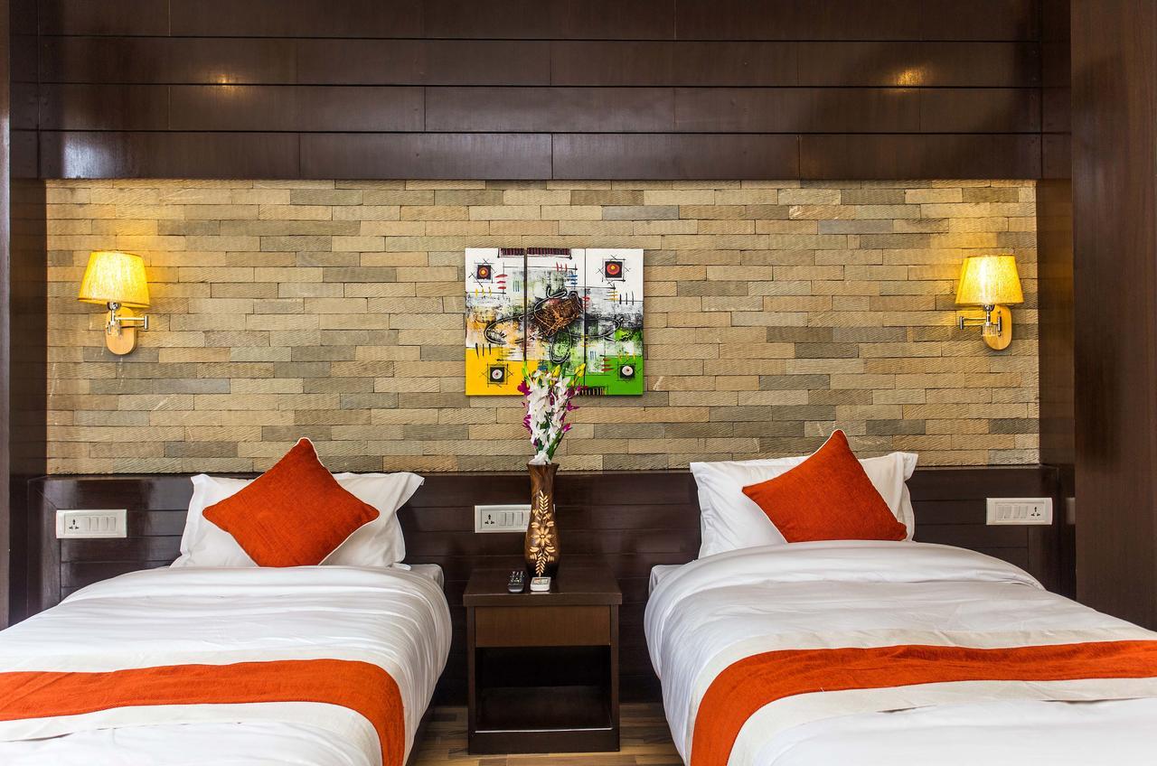 Bodhi Suites Boutique Hotel And Spa Pokhara Buitenkant foto