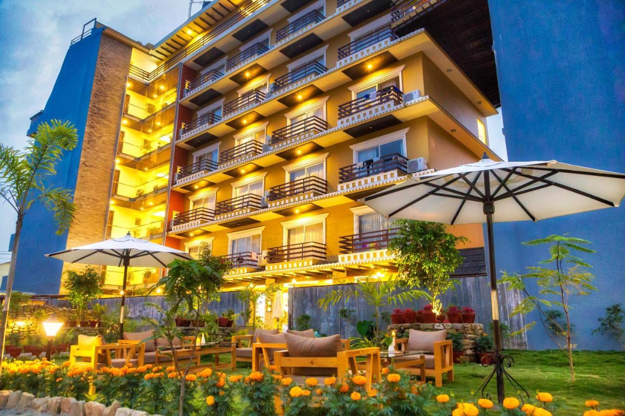 Bodhi Suites Boutique Hotel And Spa Pokhara Buitenkant foto