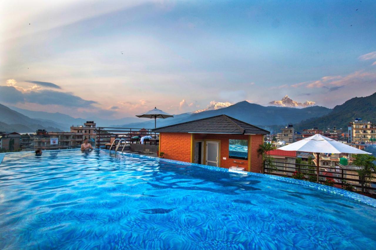 Bodhi Suites Boutique Hotel And Spa Pokhara Buitenkant foto